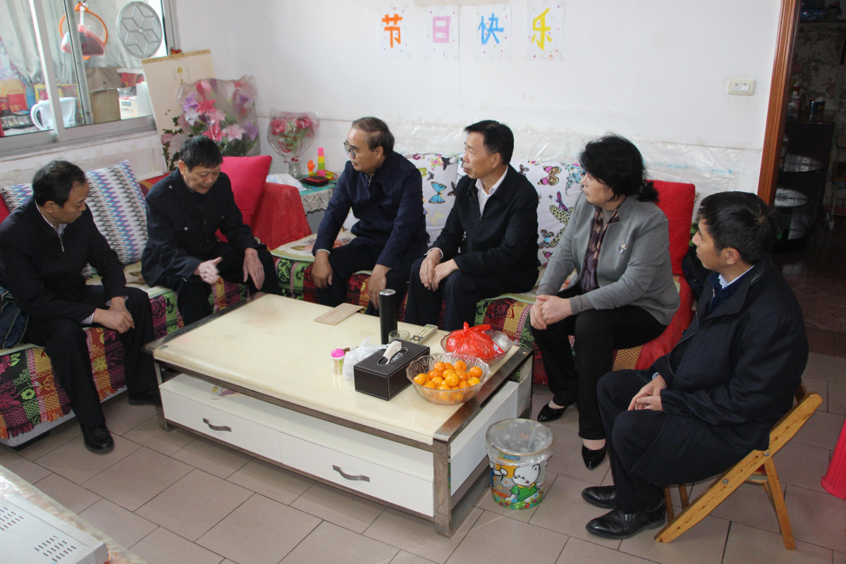 b圖片1.jpg b圖片1.jpg