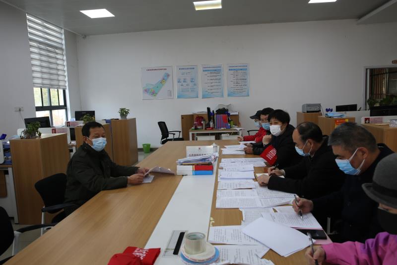 翟天山秘書長督導、指導社區(qū)疫情防控工作.jpg
