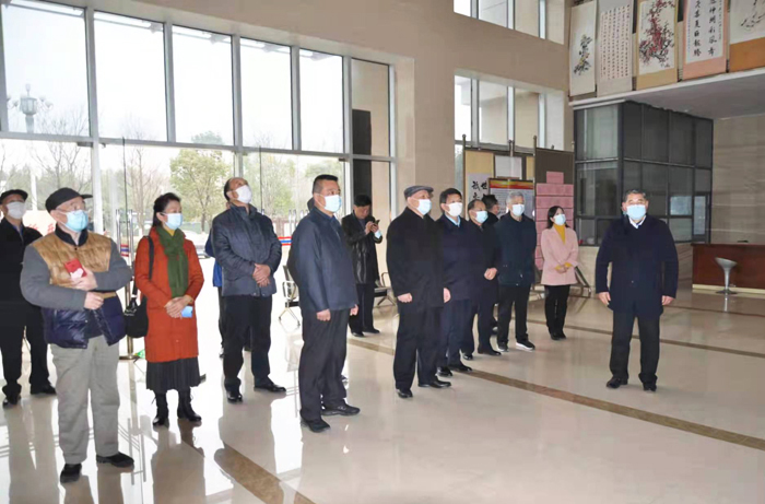 老年大學(xué).jpg 老年大學(xué).jpg