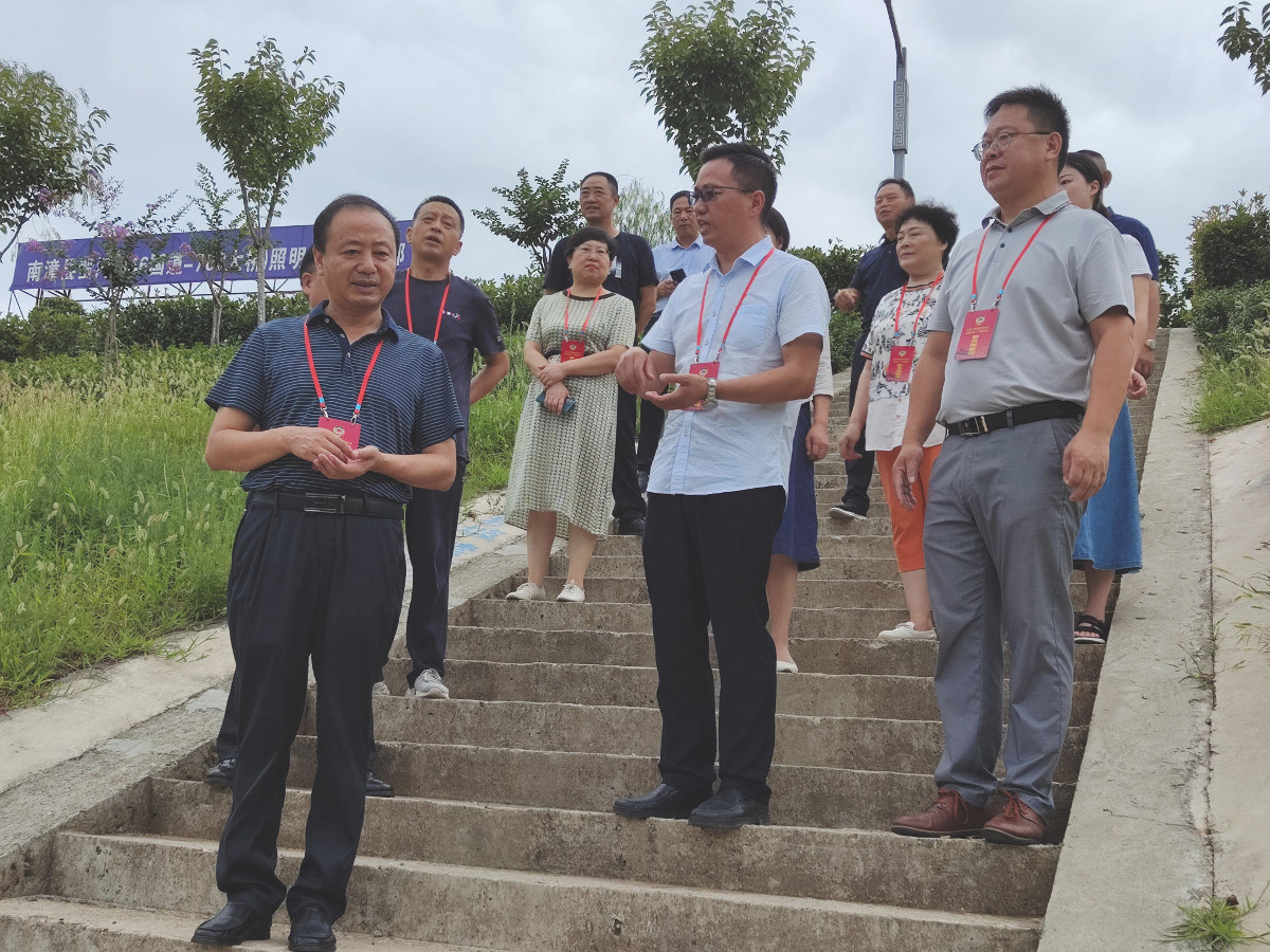 圖片2.jpg 圖片2.jpg