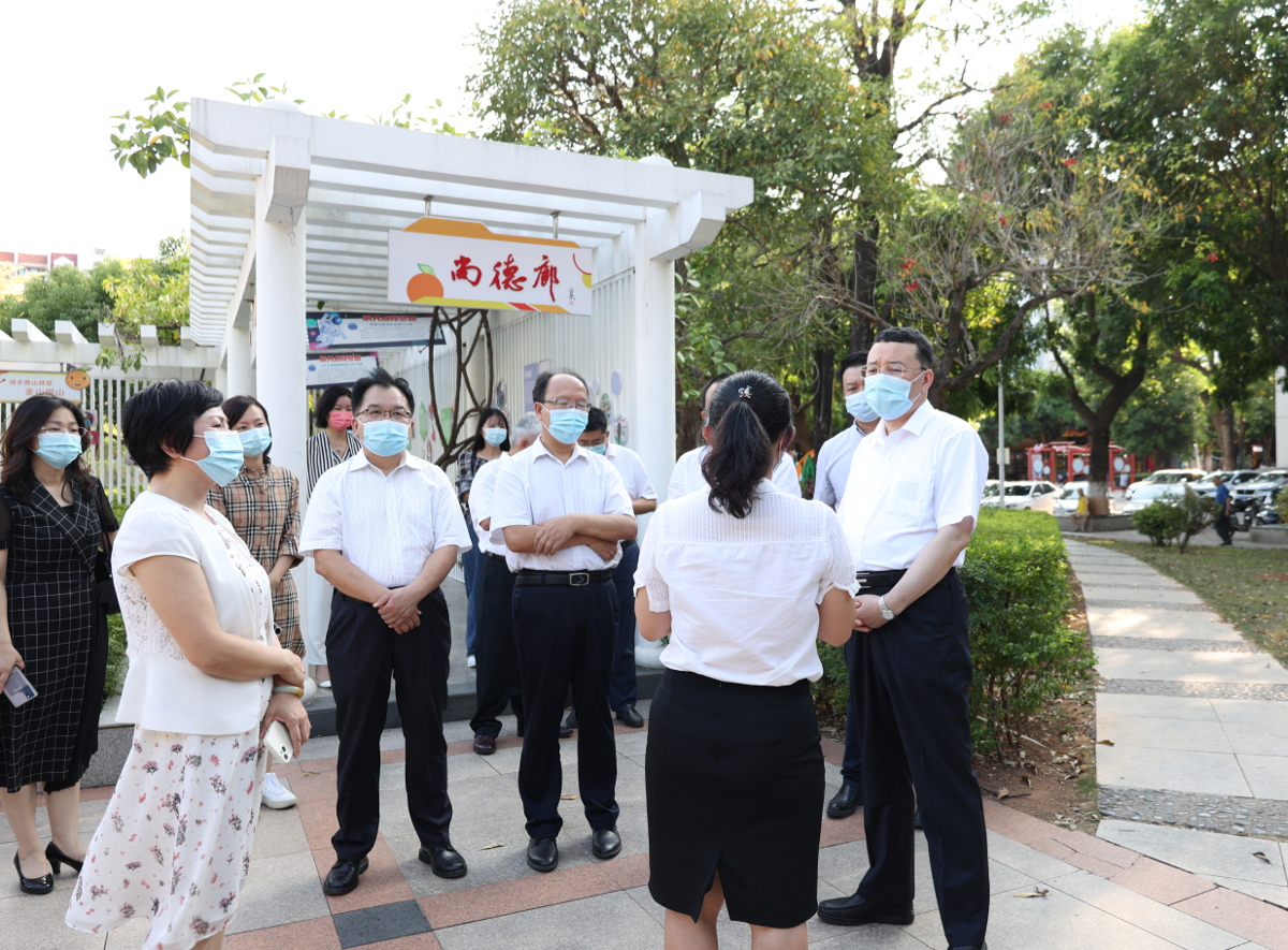 Awebwxgetmsgimg.jpg Awebwxgetmsgimg.jpg