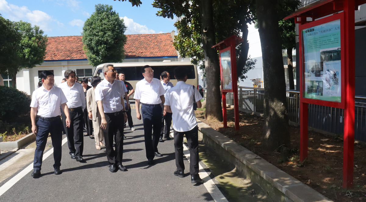 1bec870d0f2cd564840fbee6f66e231.jpg 1bec870d0f2cd564840fbee6f66e231.jpg