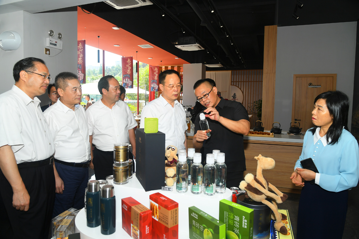 241d3aff95976130f4097dd069810e1.jpg 241d3aff95976130f4097dd069810e1.jpg