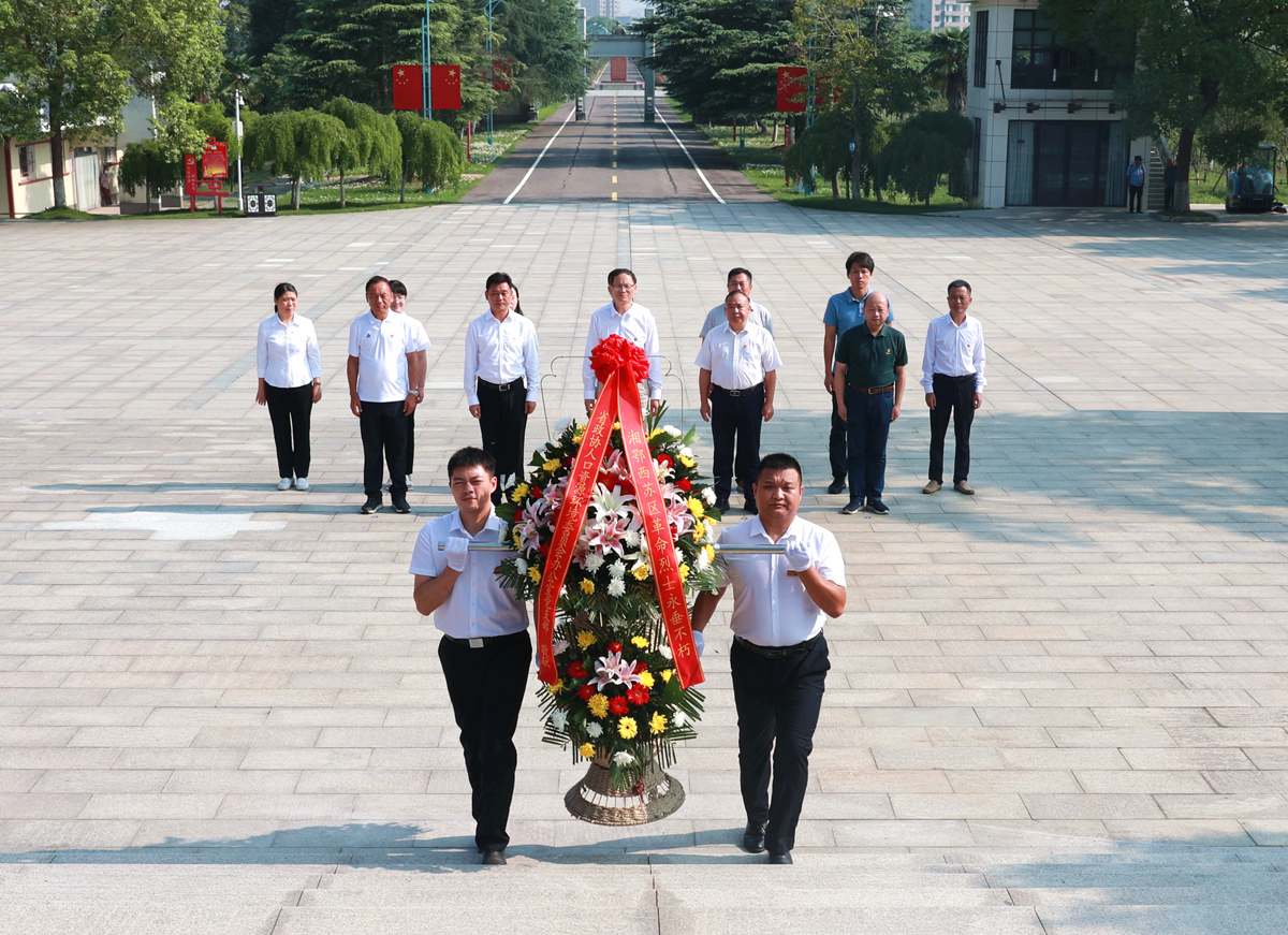 ac87383615c7f708c67cab1a230e8de.jpg ac87383615c7f708c67cab1a230e8de.jpg