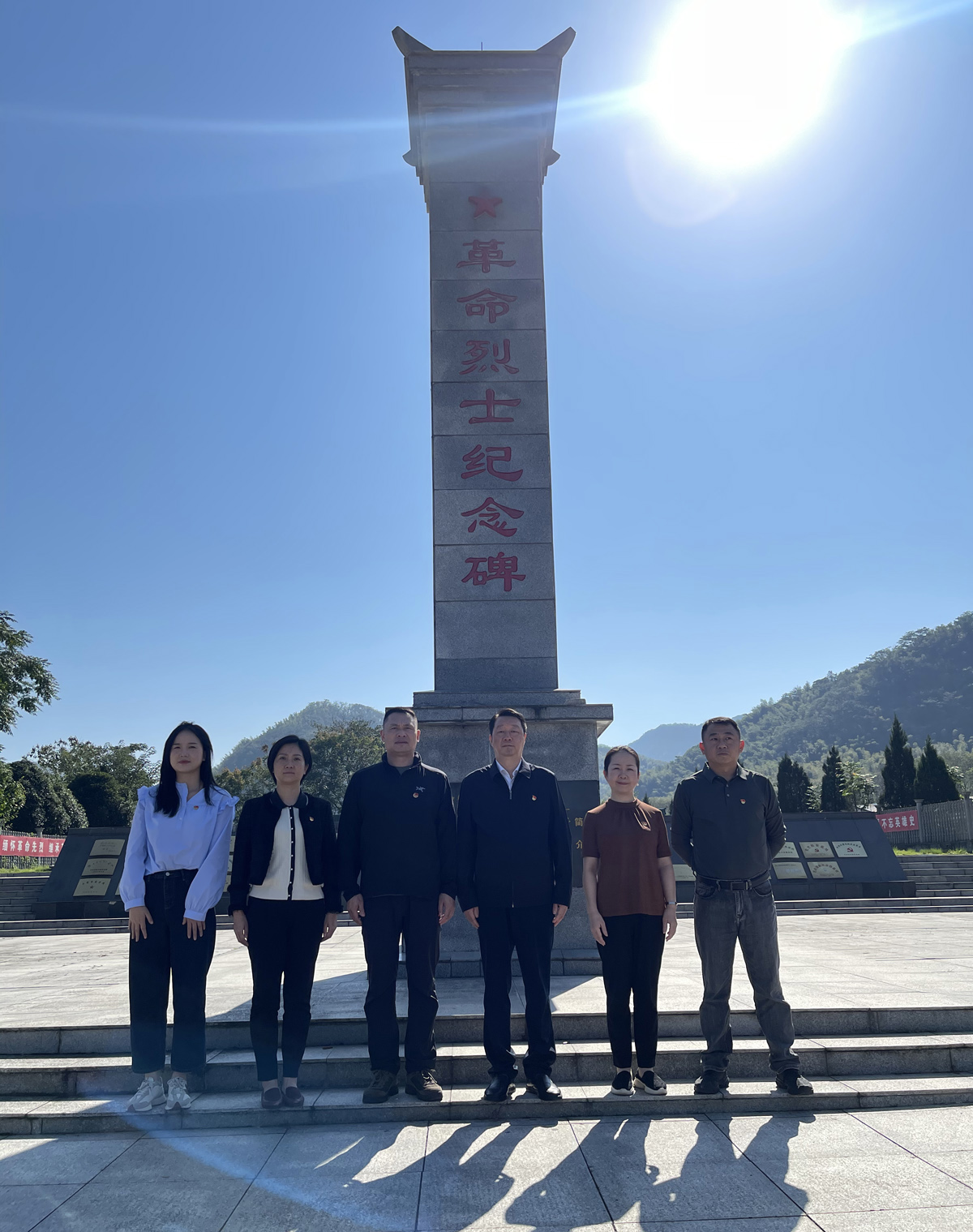 e391d772736ee6796490ab7b0885e42.jpg e391d772736ee6796490ab7b0885e42.jpg