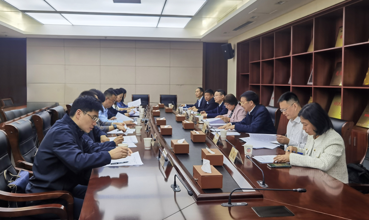 26259ba16201053861953499da75822.jpg 26259ba16201053861953499da75822.jpg