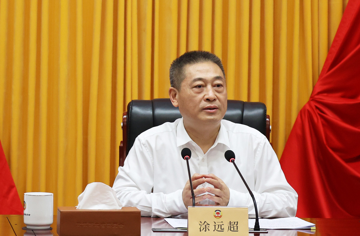 605875015.jpg 605875015.jpg