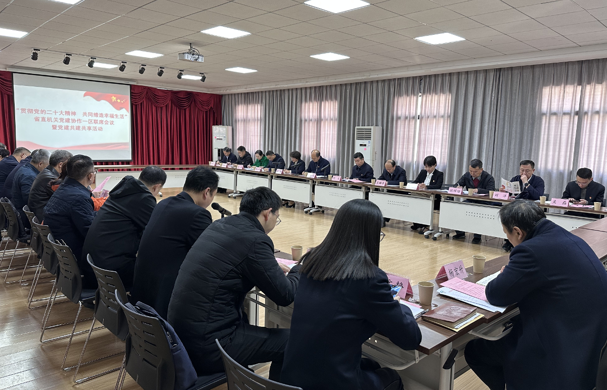 272435063.jpg 272435063.jpg