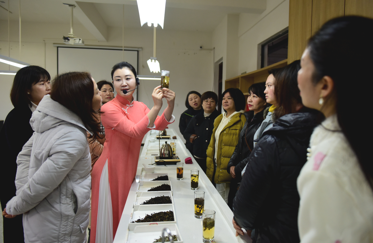 823366456.jpg 823366456.jpg