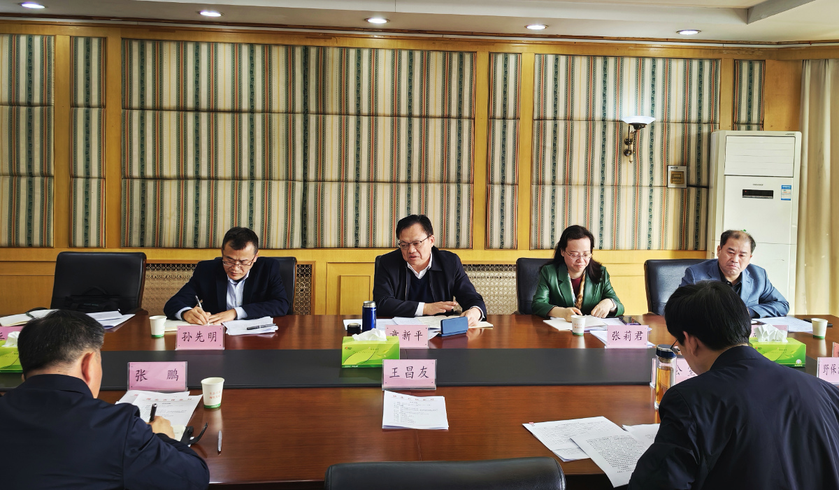 239474036.jpg 239474036.jpg