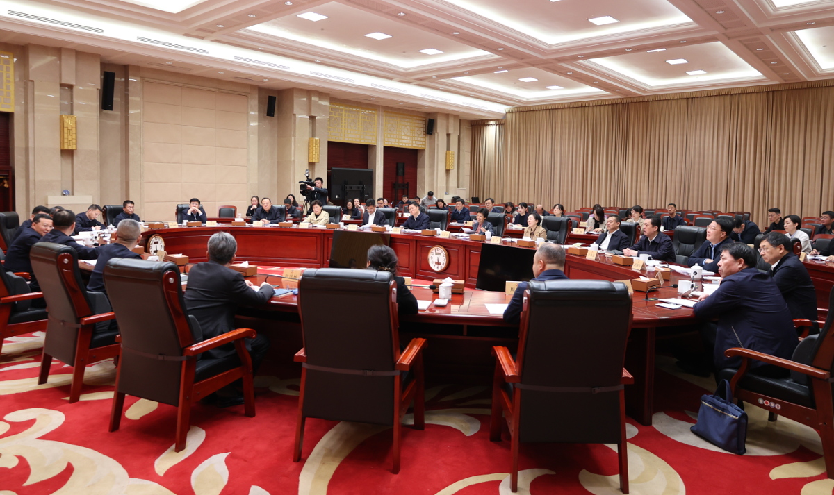 1929622145.jpg 1929622145.jpg