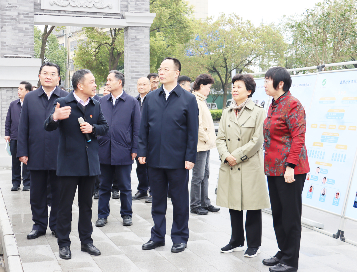 1875752154.jpg 1875752154.jpg