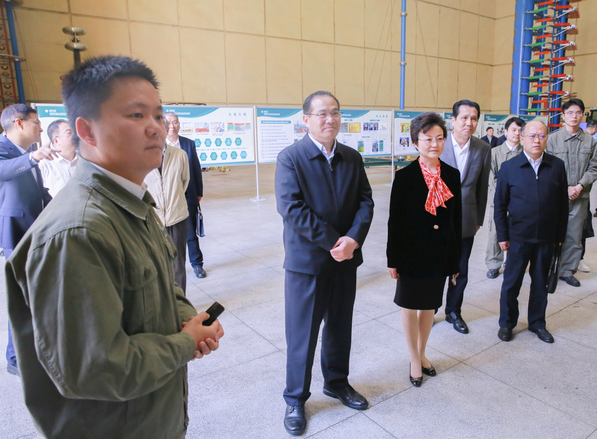 980317021.jpg 980317021.jpg