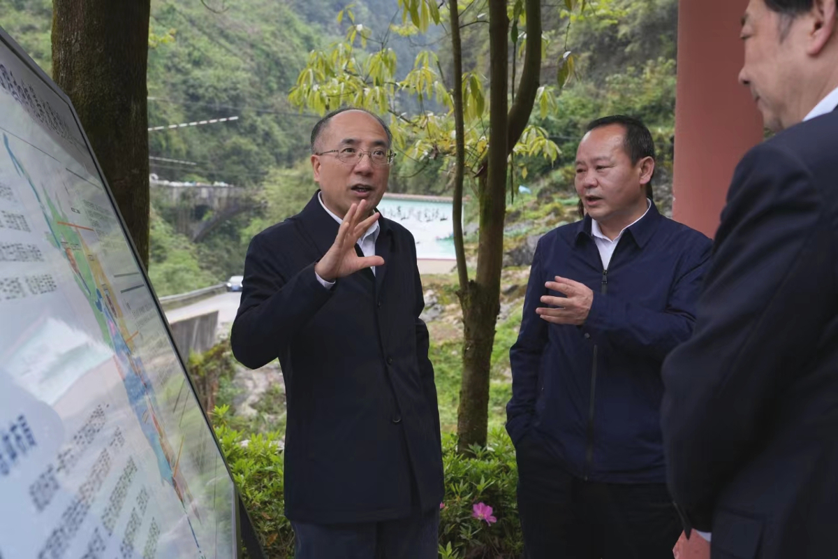 1340944256.jpg 1340944256.jpg