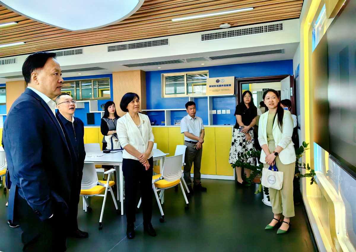 603784639.jpg 603784639.jpg