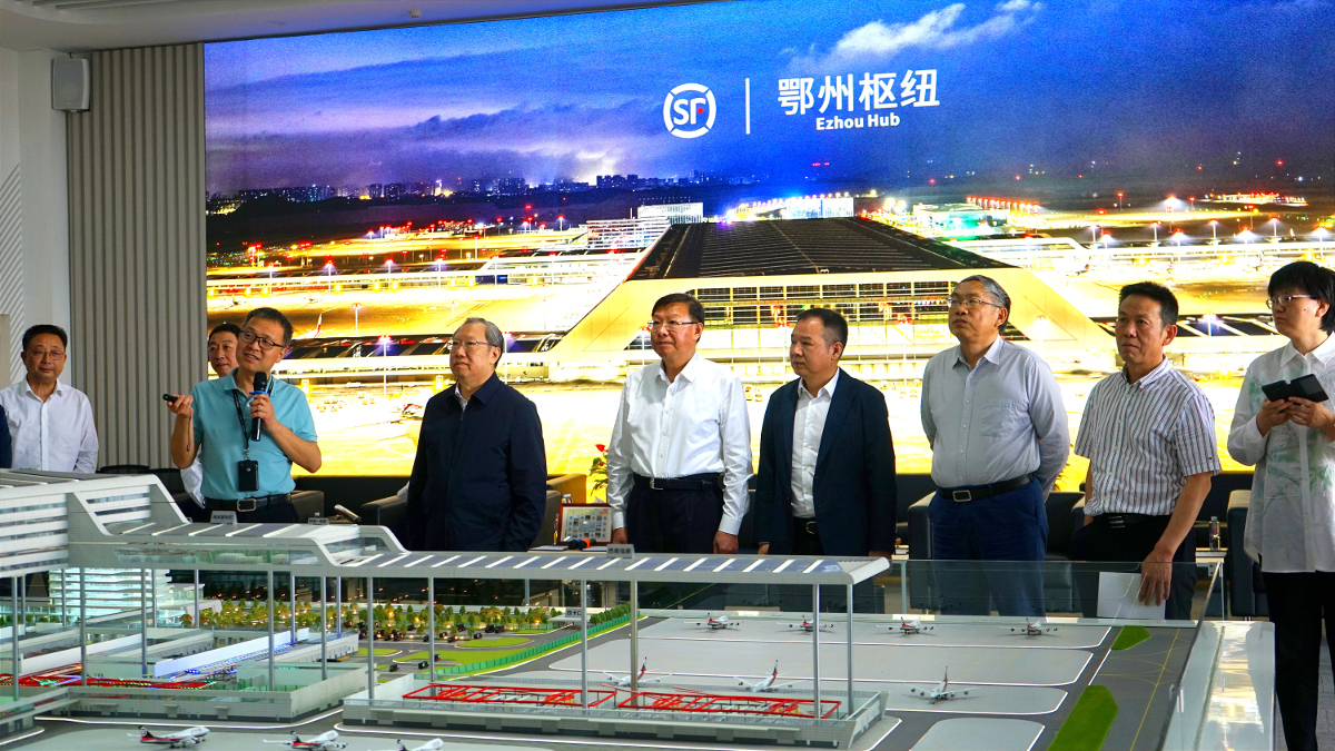 1057649553.jpg 1057649553.jpg