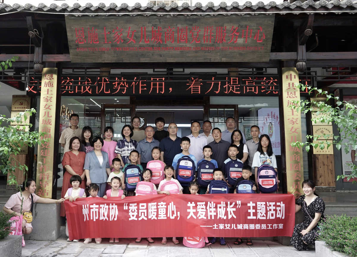 1740959659.jpg 1740959659.jpg