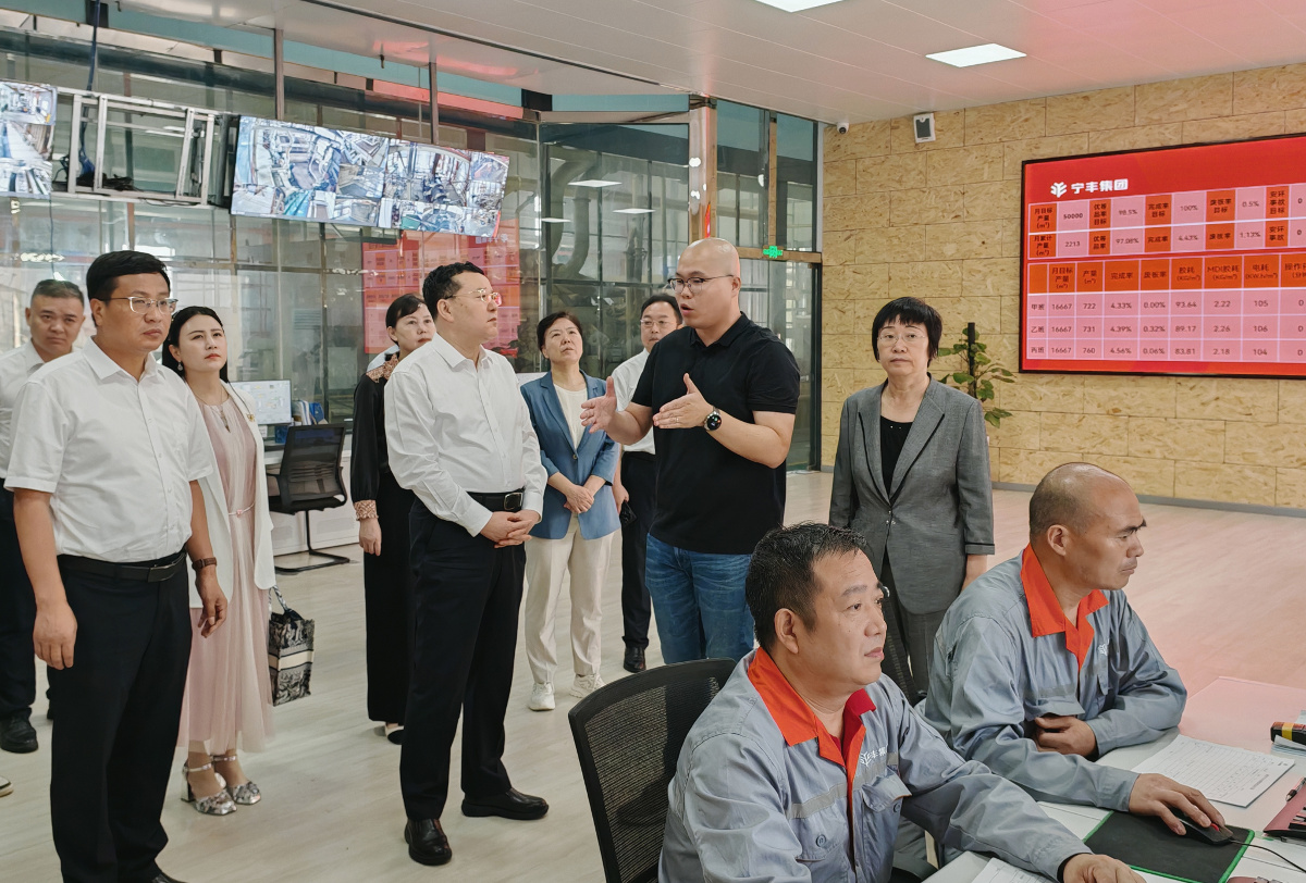 2102179588.jpg 2102179588.jpg