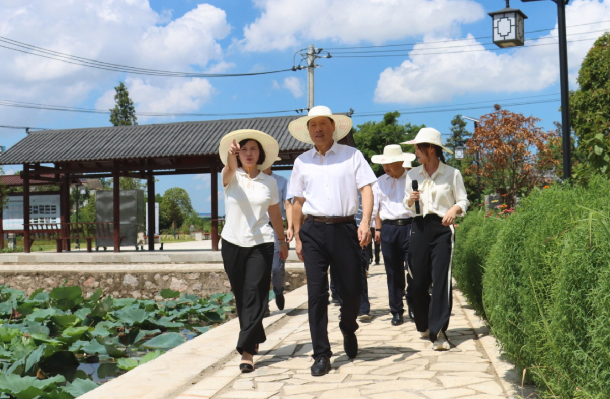 89190432.jpg 89190432.jpg