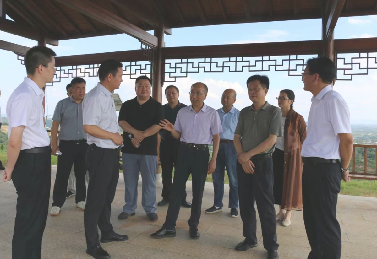 1869356133.jpg 1869356133.jpg