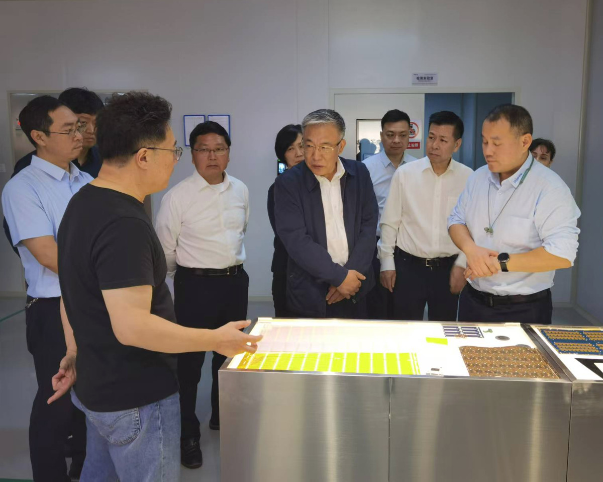 1167623949.jpg 1167623949.jpg