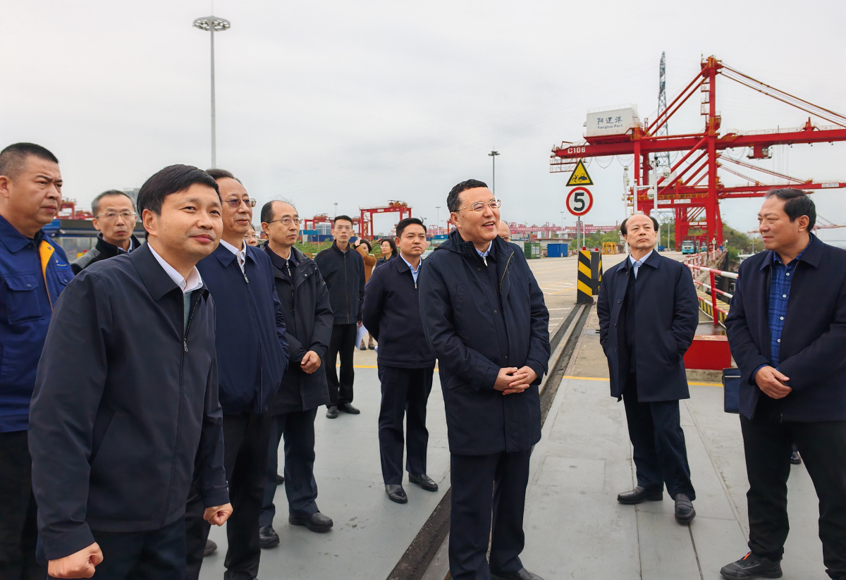 1114520362.jpg 1114520362.jpg