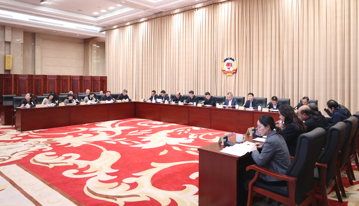 197903169.jpg 197903169.jpg