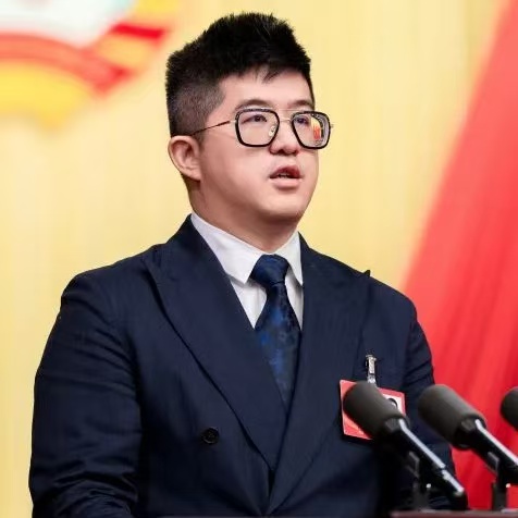 709516697.jpg 709516697.jpg