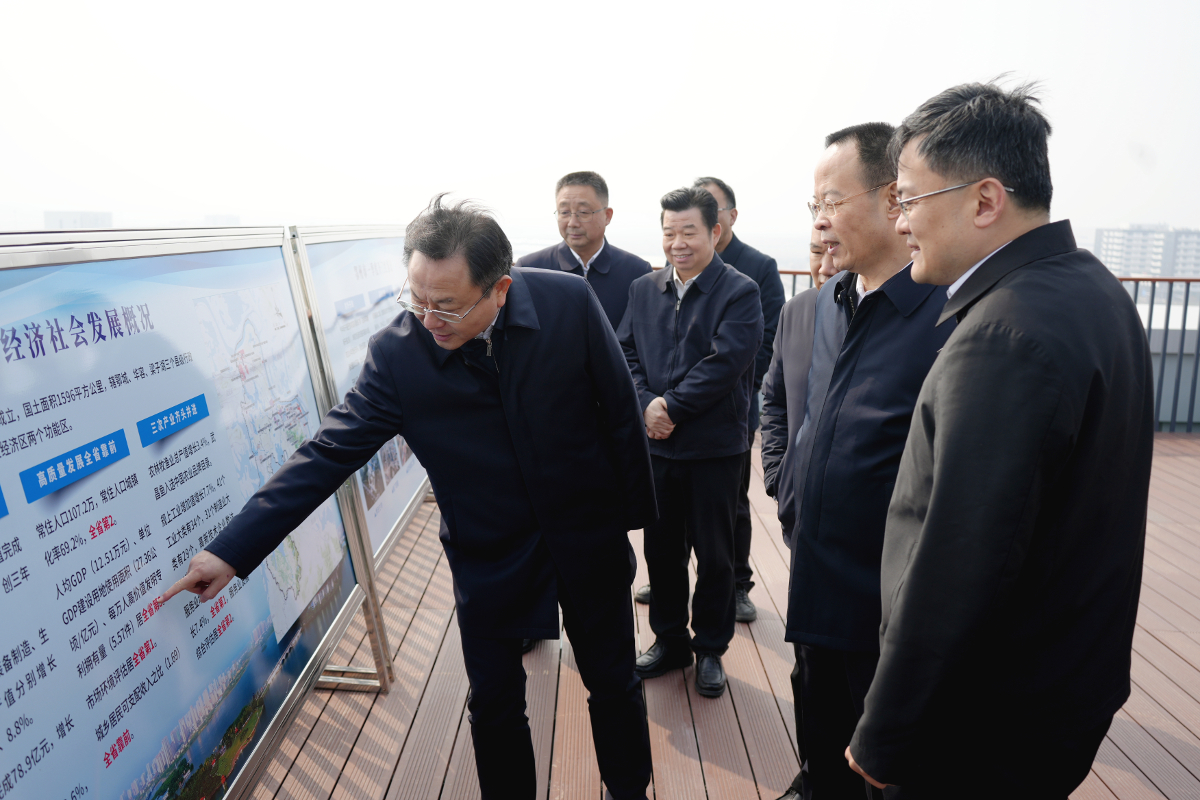 花湖機(jī)場(chǎng).jpg 花湖機(jī)場(chǎng).jpg