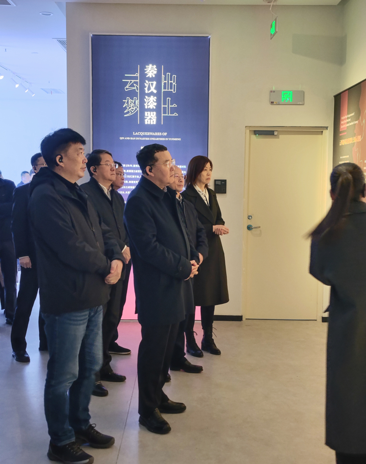 870938934.jpg 870938934.jpg