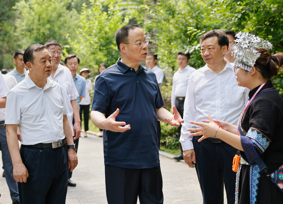 1500110288.jpg 1500110288.jpg