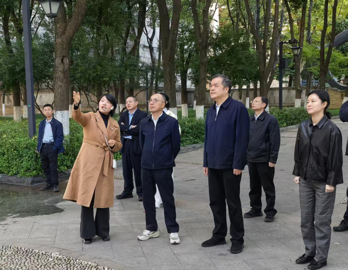 8d2941824fe9e6dd0006d1f252c6c031.jpg 8d2941824fe9e6dd0006d1f252c6c031.jpg