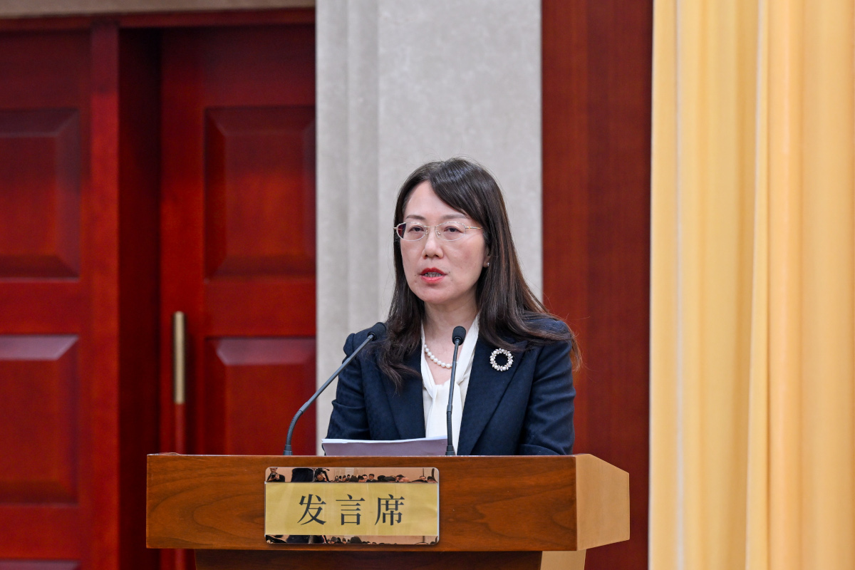 胡芬.jpg 胡芬.jpg